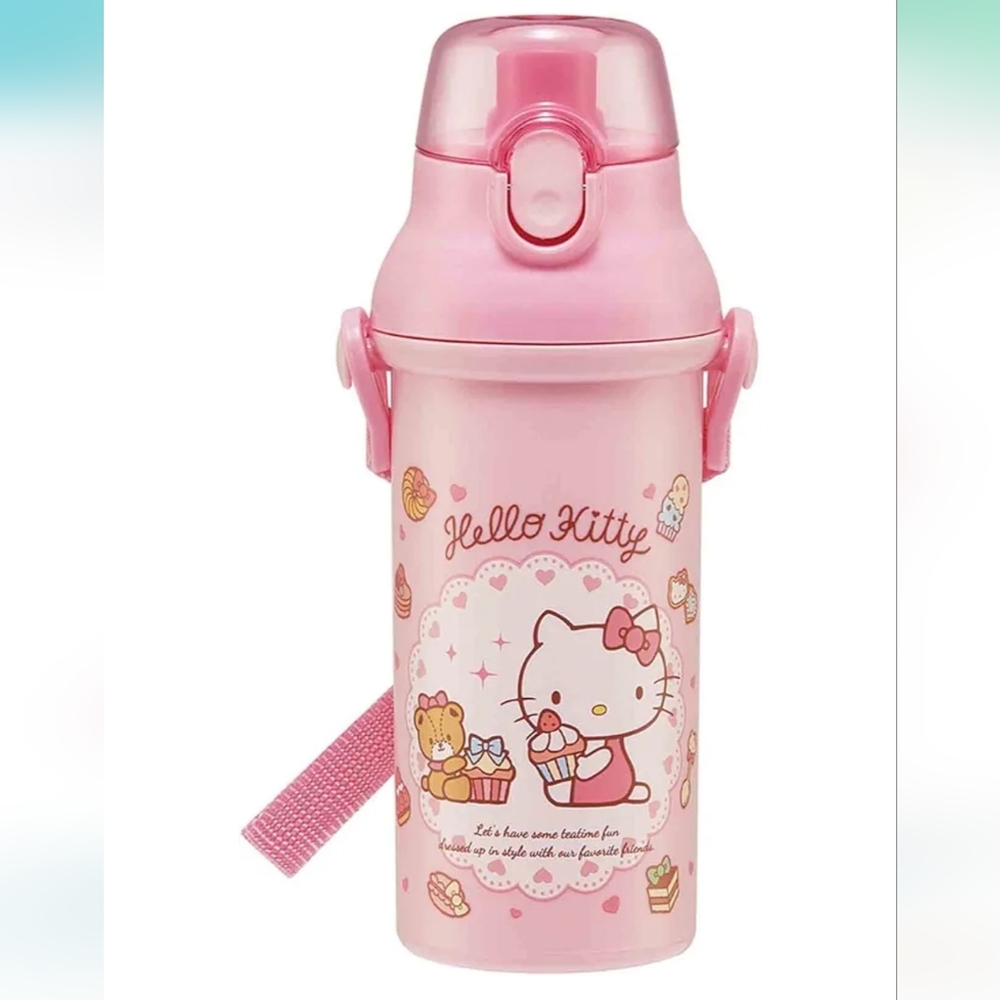 Hello Kitty Plastic Water Bottle with Strap 16.23oz